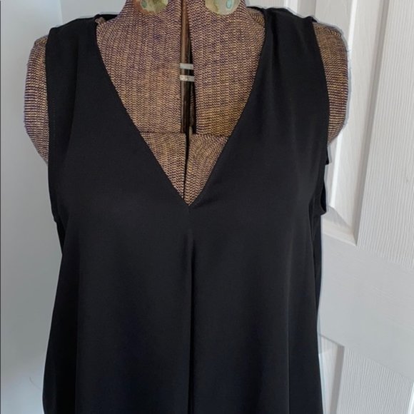 Vince Camuto Black Silk Tunic Tank, Sz M - Picture 4 of 5
